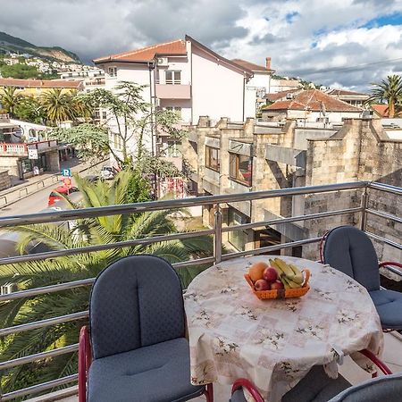 Apartmani Spaic Херцег-Нови Экстерьер фото