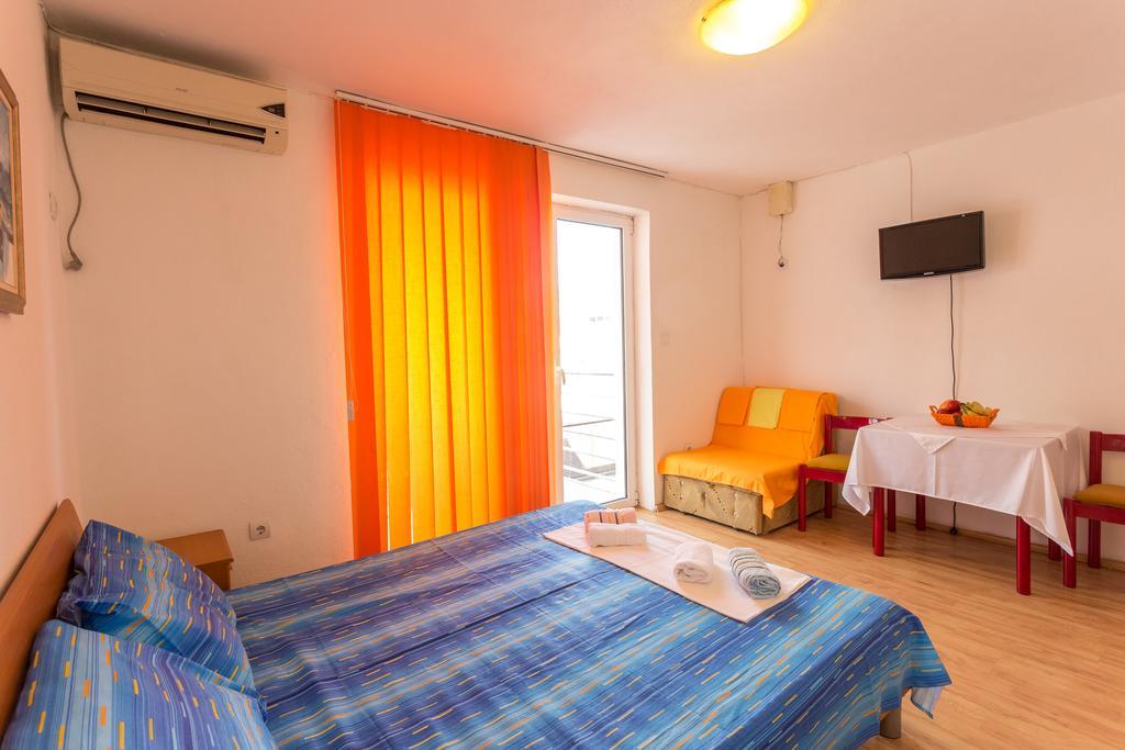 Apartmani Spaic Херцег-Нови Экстерьер фото