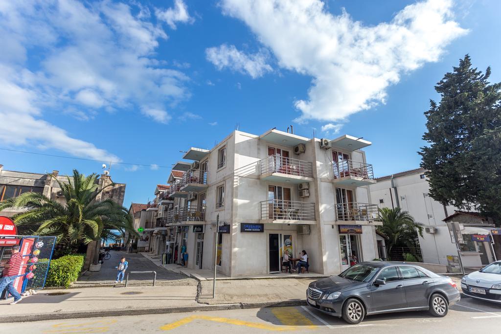 Apartmani Spaic Херцег-Нови Экстерьер фото
